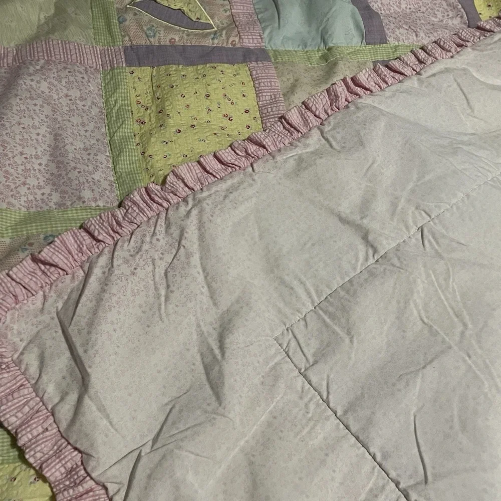 OshKosh Baby Patch Work Comforter Quilt Pastel Dresses‎ Floral 44x38 Pink
